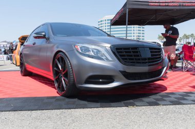 Mercedes Benz Dub göstermek tur sırasında ekranda