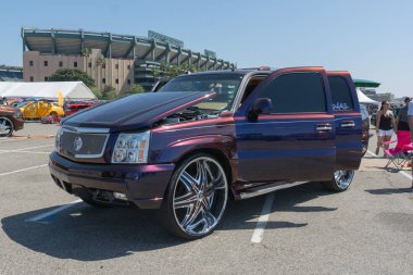 Cadillac Escalade Dub göstermek tur sırasında ekranda
