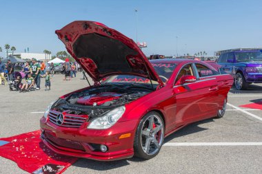 Mercedes Benz Dub göstermek tur sırasında ekranda