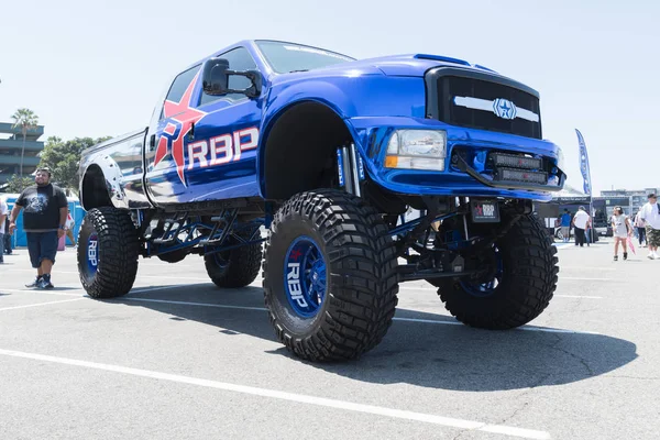 Rbp Rolling Big Power Big Truck auf Dub Show Tour — Stockfoto