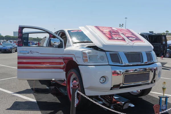 Nissan Suv Dub göstermek tur sırasında ekranda