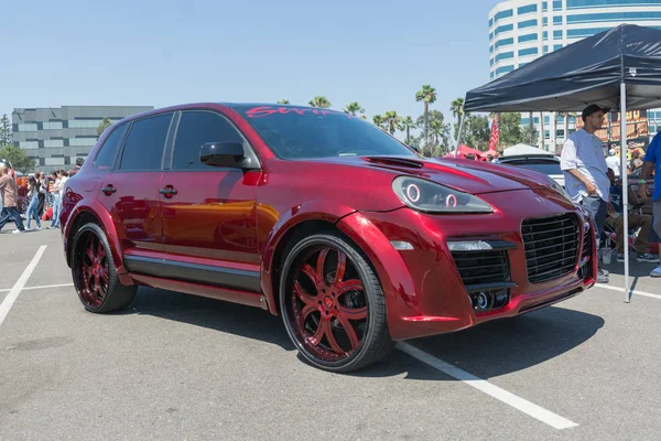 Porsche Cayenne Dub göstermek tur sırasında ekranda