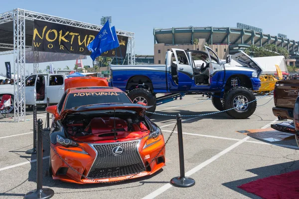 Lexus auf Dub-Show-Tour — Stockfoto