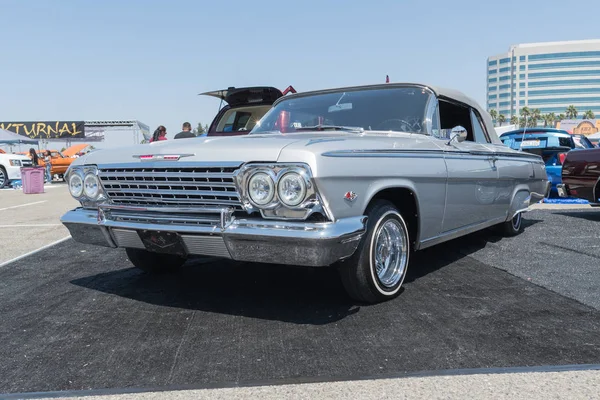 Chevrolet Impala Dub göstermek tur sırasında ekranda