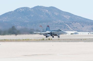 Denizciler F/A - 18c Hornet Vmfa-232, Red Devils Mi gerçekleştirme