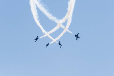 Vatansever L-39 Jet Miramar hava Fuarı'nda performans takım