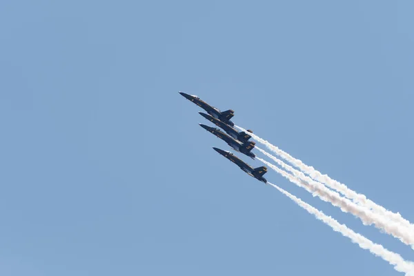 US Navy Blue Angels v Miramar Air Show — Stock fotografie