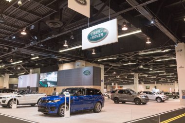 Land Rover stand ekranda
