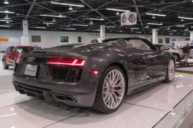 Audi R8 R8 Spyder ekranda