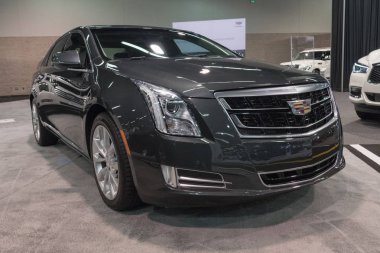 Cadillac Xts ekranda