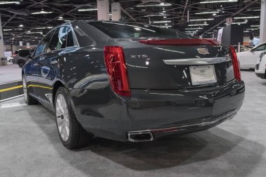 Cadillac Xts ekranda