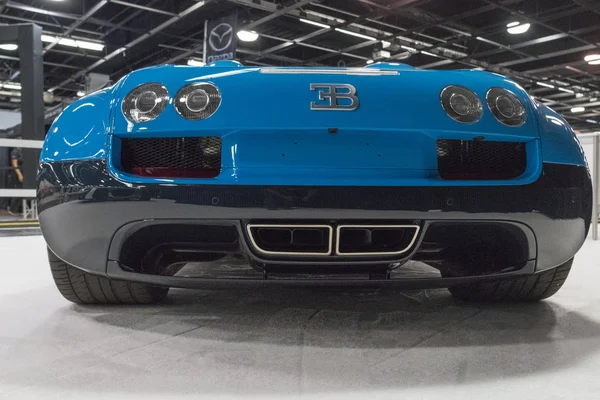 Bugatti Veyron on display — Stock Photo, Image