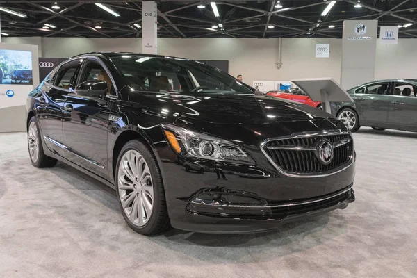 Buick LaCrosse in mostra — Foto Stock