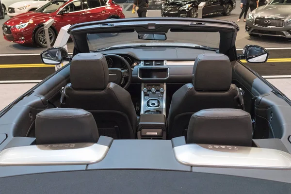 Land Rover Range Rover Evoque Convertible on display — Stock Photo, Image