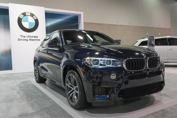 Bmw x6 M 展出 — 图库照片