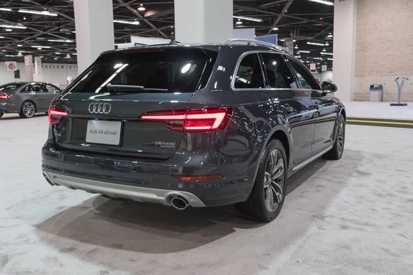 Audi A4 allroad on display — Stock Photo, Image