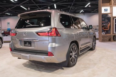 Lexus Lx 570 ekranda