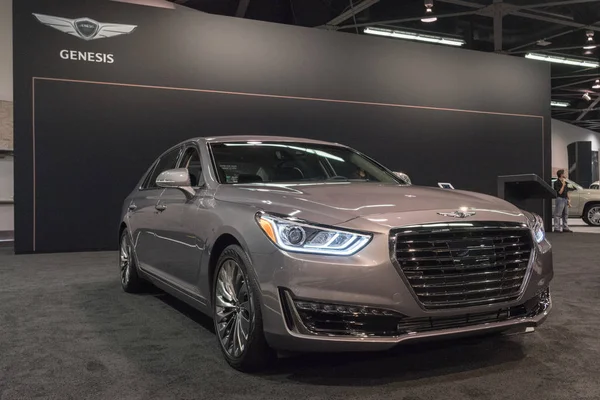 Genesis g90 zur Schau gestellt — Stockfoto