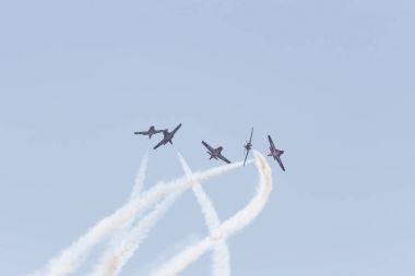 Kanada Kuvvetleri Snowbirds Huntington Beach Air'de gerçekleştirme