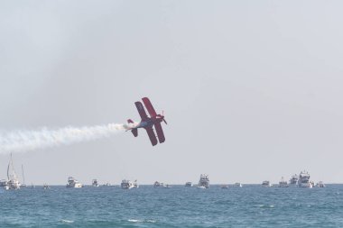 Michael Wiskus Huntington Beach hava Fuarı'nda gerçekleştirme.
