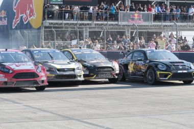 Red Bull Grc sırasında rekabet Ralli-Kros sürücüleri