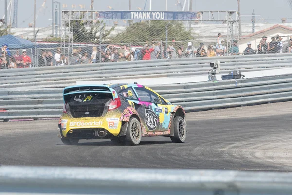 Ford Fiesta St M-Sport Austin Dyne #14 tarafından tahrik
