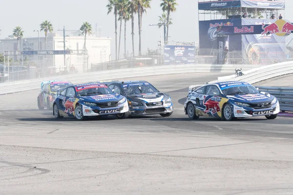 Pilotos de rallycross compitiendo durante el Red Bull GRC —  Fotos de Stock