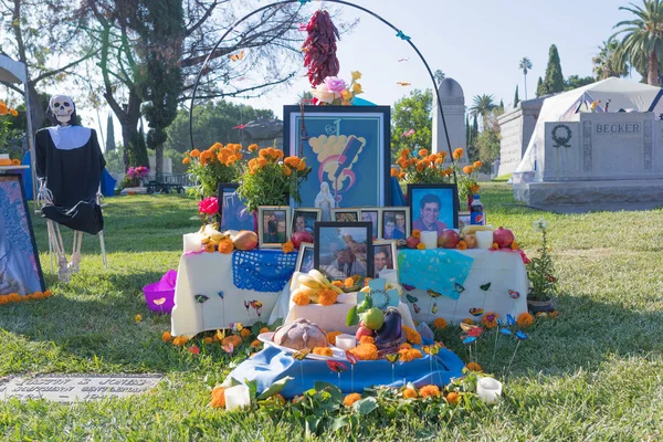 Altar to remember the dead during Day of the Dead — Stock Photo, Image