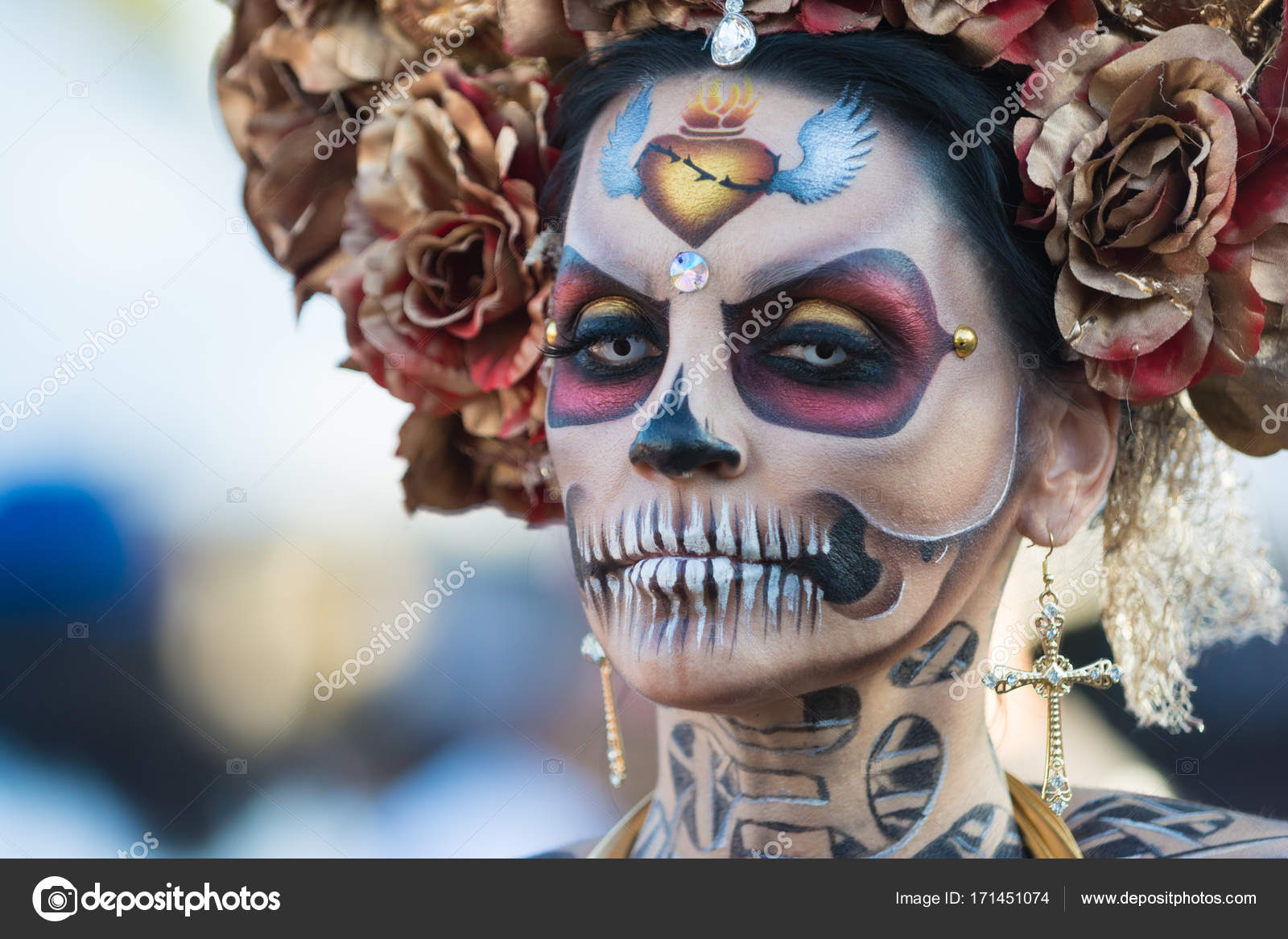 Vrouw Met Suiker Schedel Make-Up Tijdens Dag Van De Doden – Redactionele  Stockfoto © Bettorodrigues #171451074