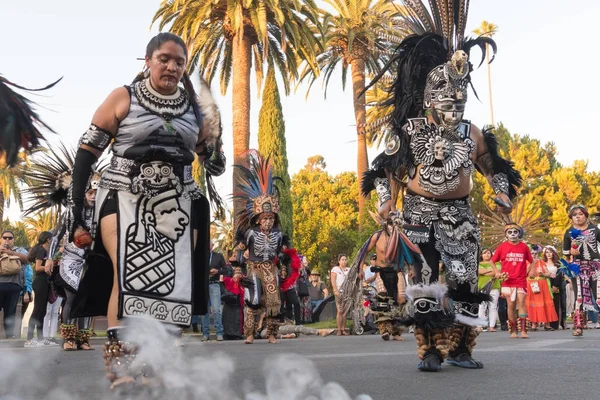 Rituel aztèque traditionnel pendant la journée des morts — Photo