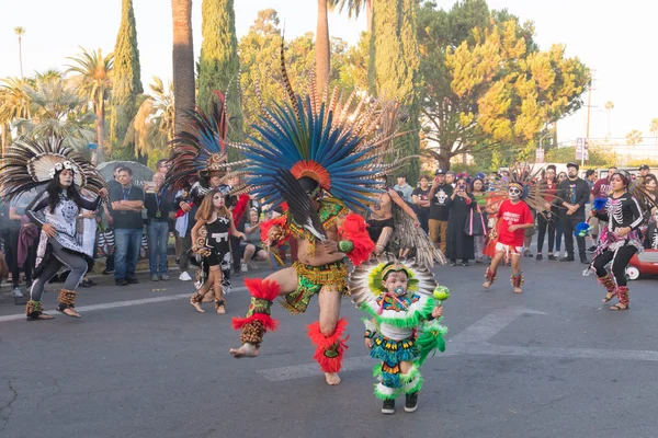 Traditionelles aztekisches Ritual am Tag der Toten — Stockfoto