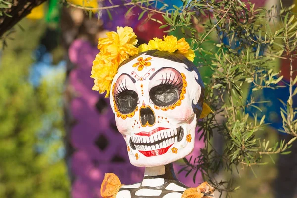 Skeleton sculpture during Day of the Dead — Stock Photo, Image