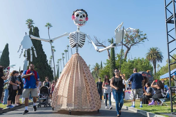 Escultura esqueleto durante o Dia dos Mortos — Fotografia de Stock
