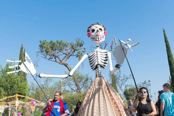 Escultura esqueleto durante o Dia dos Mortos — Fotografia de Stock