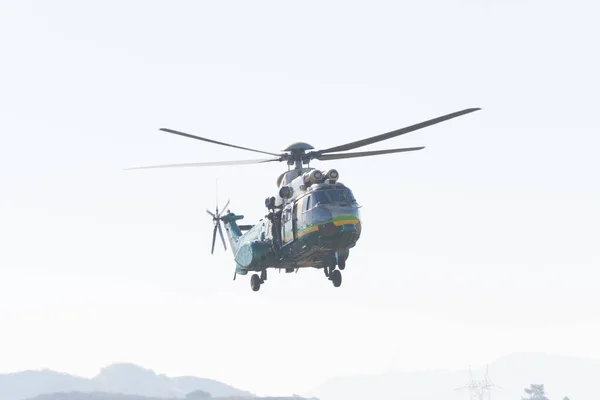 Eurocopter AS332 Super Puma Airbus H125 helicóptero durante Los An — Fotografia de Stock