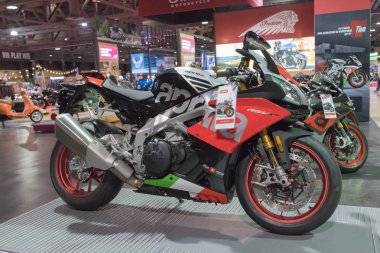 Aprilia Rsv4 Rf ekranda