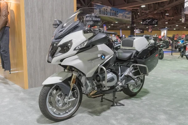 Policía motocicleta en exhibición — Foto de Stock