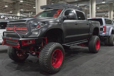 Büyük kamyon özel La Auto Show sırasında ekranda