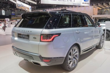 Land Rover Discovery La Auto Show sırasında ekranda