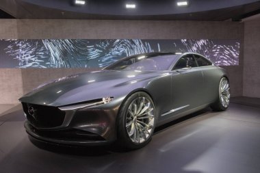 Mazda vizyon Coupe konsepti La Auto Show sırasında ekranda