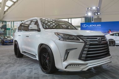 Lexus Lx La Auto Show sırasında ekranda