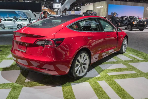 Tesla Model 3 in mostra durante il Los Angeles Auto Show — Foto Stock