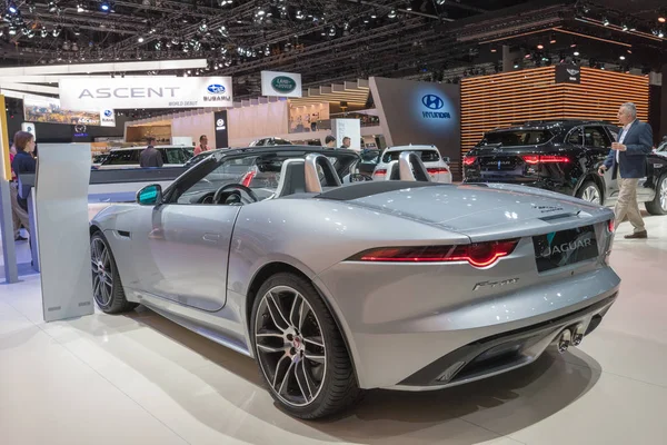Jaguar F-TYPE em exibição durante LA Auto Show — Fotografia de Stock
