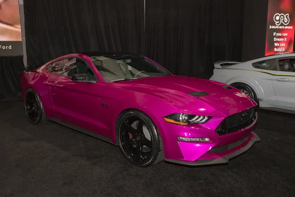 Ford Mustang Gt megszokott a bemutatás során La Auto Show — Stock Fotó