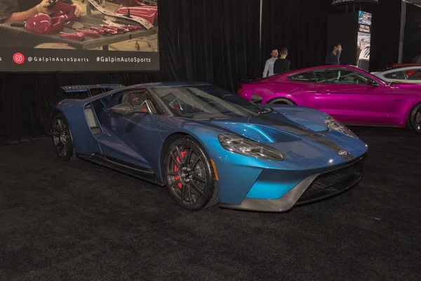 Ford GT Supercar in mostra durante il Los Angeles Auto Show — Foto Stock