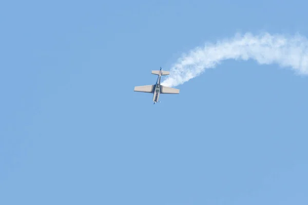 EA-300 supplémentaire sur l'écran — Photo