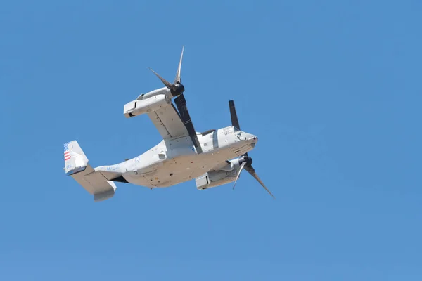 US-Marines zeigen mv-22 Fischadlerflugzeug — Stockfoto