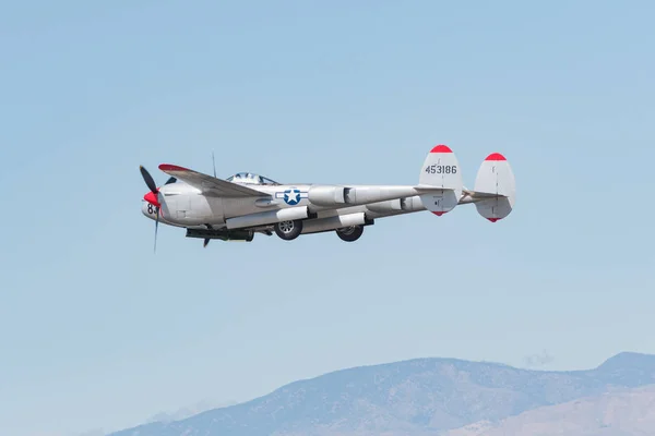 Lockheed p-38 blixtar — Stockfoto