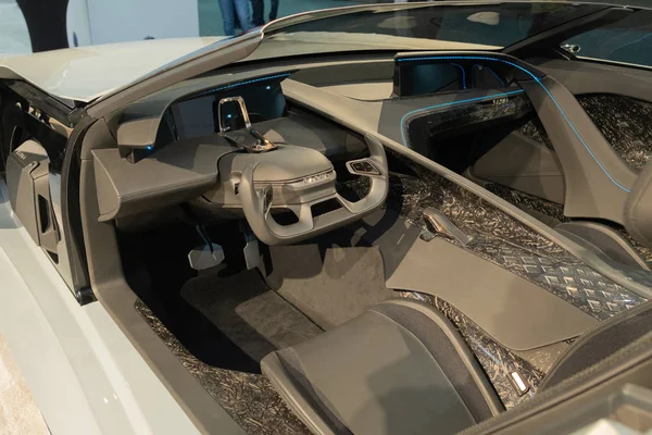 카르마 SC1 비전 개념은 로스 앤젤 레스 자동차 쇼 도중 전시되어 있다. — 스톡 사진