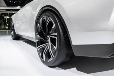 Infiniti Q İlham Konsepti Los Angeles Au 'da sergilenmektedir.